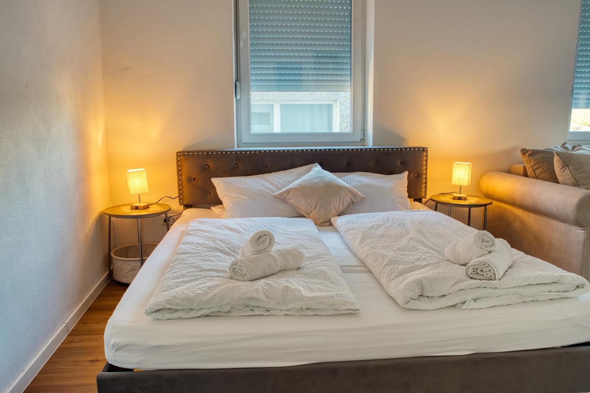 Wen Bhf Neu & Zentral In Weiden Fuer Bis Zu 6 Personen Apartment Weiden in der Oberpfalz ภายนอก รูปภาพ